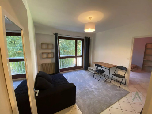 Appartement à  Jacob-Bellecombette (73000), 2 pièces