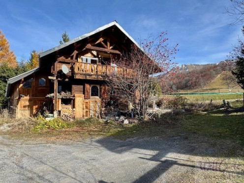 Chalet à  Albiez-Montrond (73300), 8 pièces