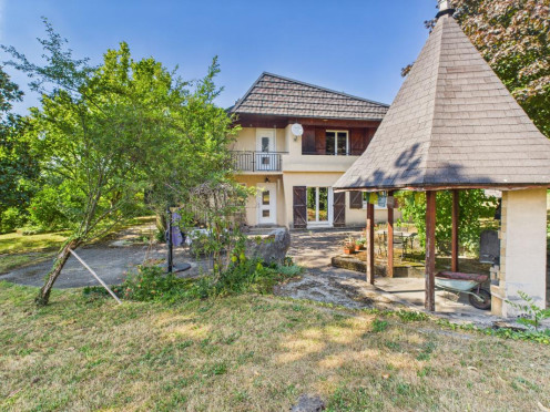 Maison à  Sainte-Hélène-du-Lac (73800), 7 pièces