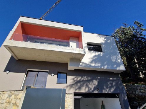 Maison à  Saint-Alban-Leysse (73230), 6 pièces