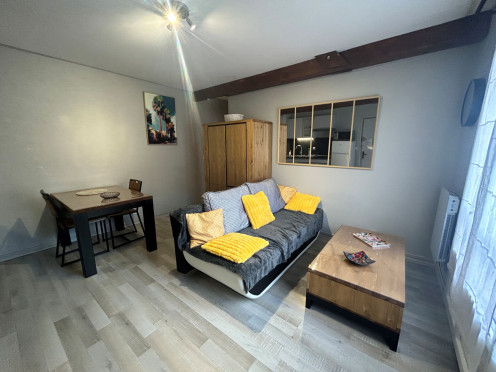 Appartement à  Aix-les-Bains (73100), 2 pièces