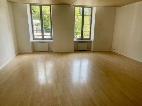 Appartement à  Aix-les-Bains (73100), 3 pièces