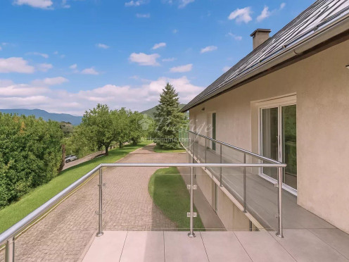 Villa à  Saint-Jean-d'Arvey (73230), 7 pièces