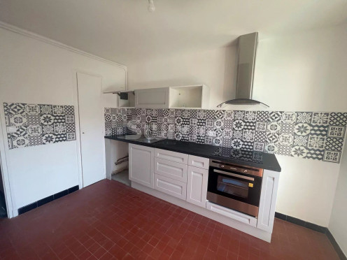 Appartement à  Chambéry (73000), 2 pièces