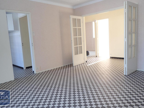 Appartement à  Chambéry (73000), 4 pièces