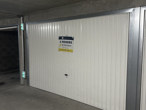 Parking à La Ravoire (73490),  pièces