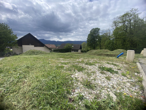 Terrain à  Chambéry (73000),  pièces