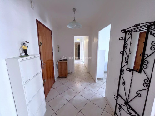 Appartement à  Aix-les-Bains (73100), 3 pièces
