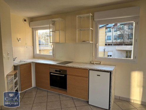 Appartement à  Chambéry (73000), 2 pièces