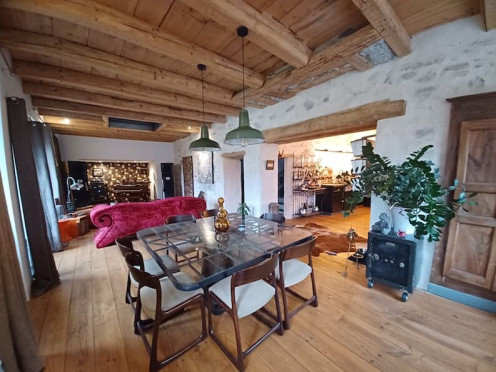 Maison à  Saint-Rémy-de-Maurienne (73660), 7 pièces