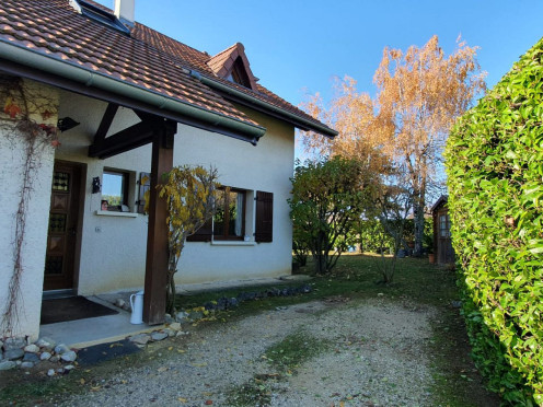 Maison à  Aix-les-Bains (73100), 5 pièces