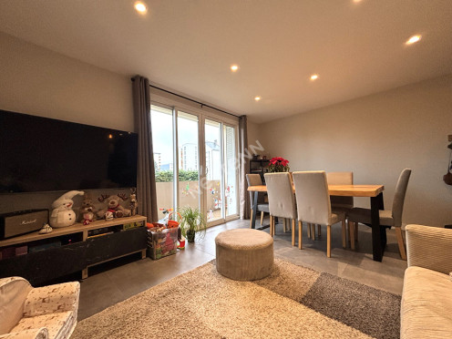 Appartement à  Bassens (73000), 3 pièces