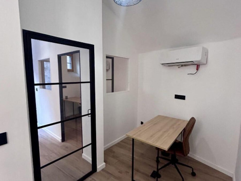 Bureau à  Chambéry (73000), 3 pièces