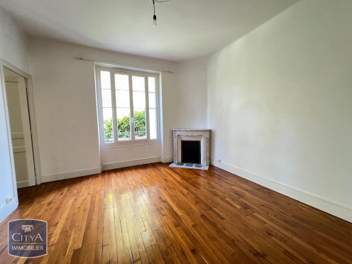 Appartement à  Chambéry (73000), 4 pièces