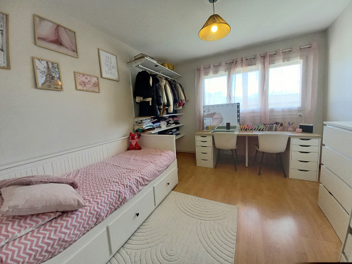 Appartement à La Motte-Servolex (73290), 4 pièces