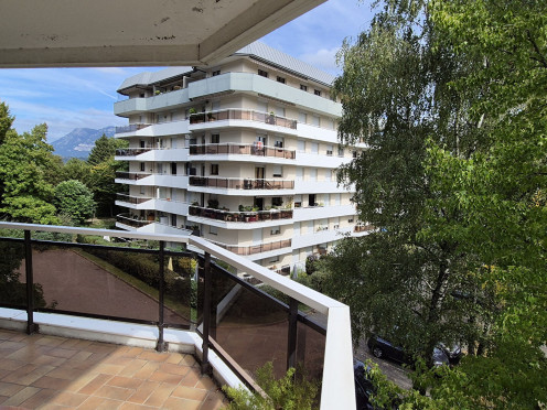 Appartement à La Motte-Servolex (73290), 4 pièces