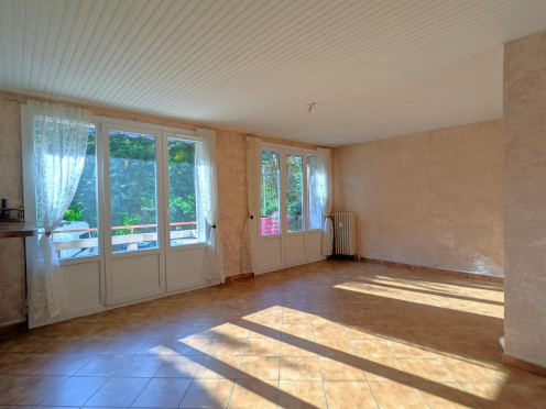 Appartement à  Chambéry (73000), 3 pièces