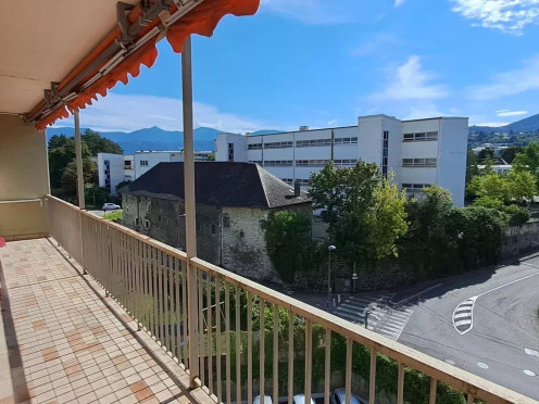 Appartement à  Chambéry (73000), 4 pièces