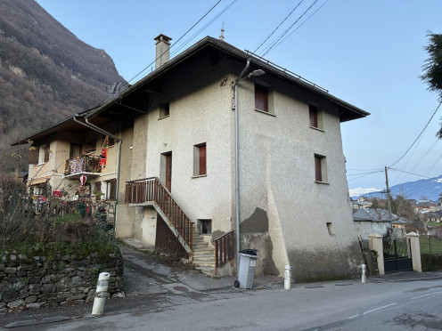 Maison de village à  Fréterive (73250), 3 pièces