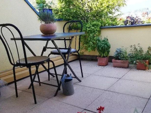 Appartement à  Chambéry (73000), 2 pièces