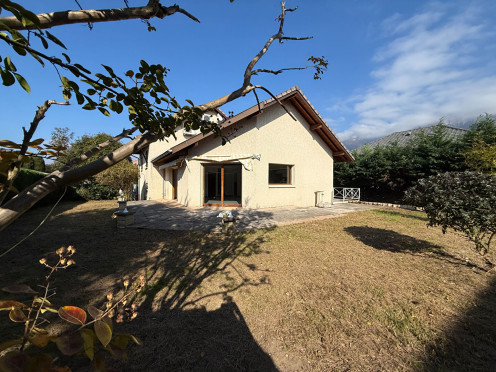 Maison à  Voglans (73420), 5 pièces