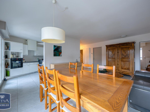 Appartement à  Challes-les-Eaux (73190), 4 pièces