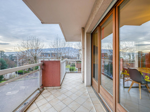 Appartement à  Aix-les-Bains (73100), 2 pièces