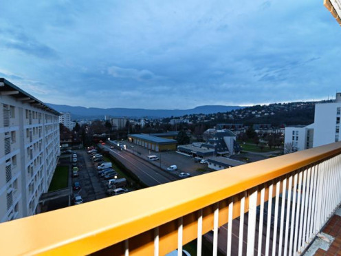 Appartement à  Bassens (73000), 4 pièces