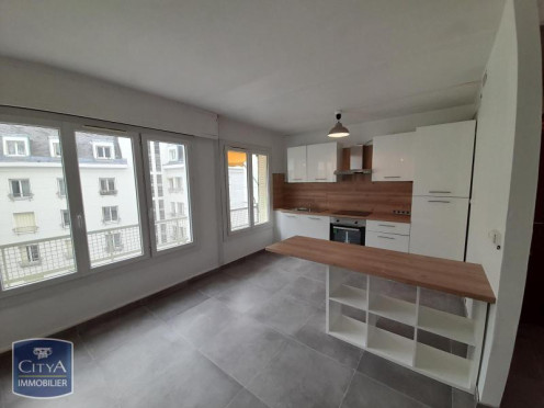 Appartement à  Chambéry (73000), 3 pièces