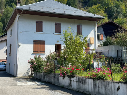Maison à  Feissons-sur-Isère (73260), 8 pièces