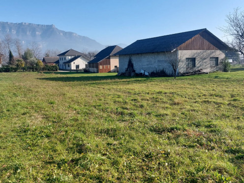 Terrain à La Motte-Servolex (73290),  pièces