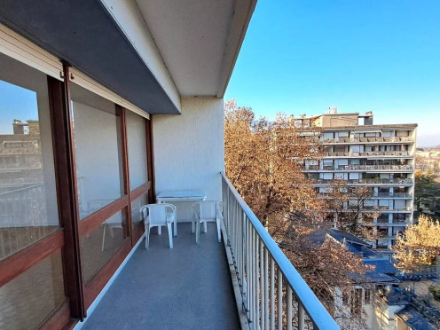Appartement à  Jacob-Bellecombette (73000), 3 pièces