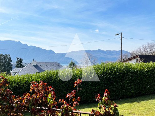 Appartement à  Aix-les-Bains (73100), 4 pièces