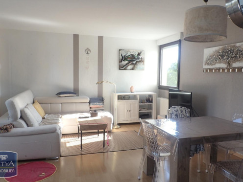 Appartement à  Bassens (73000), 3 pièces