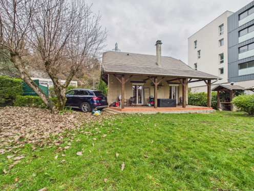 Maison à  Chambéry (73000), 4 pièces