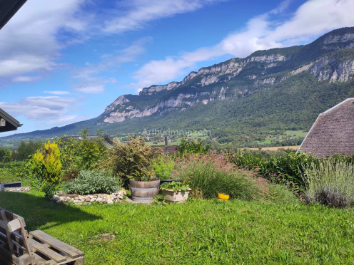 Maison à  Sonnaz (73000), 5 pièces