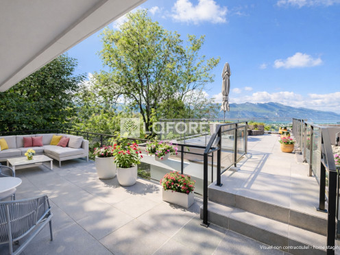 Appartement à  Aix-les-Bains (73100), 4 pièces