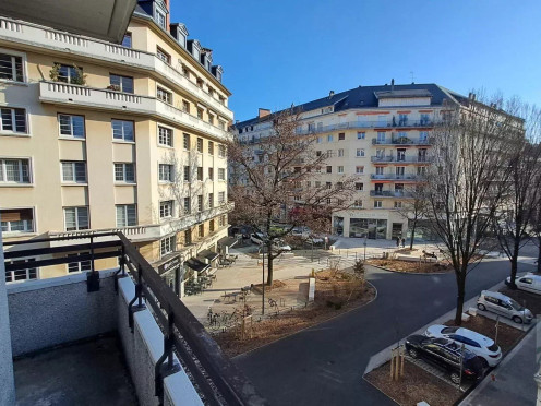 Appartement à  Chambéry (73000), 4 pièces