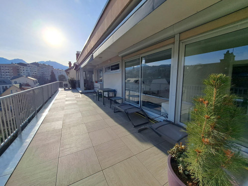 Appartement à  Chambéry (73000), 4 pièces