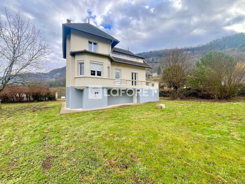 Maison à  Saint-Béron (73520), 5 pièces