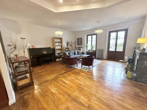 Appartement à  Aix-les-Bains (73100), 4 pièces