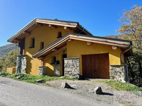 Maison à  Valmeinier (73450), 4 pièces