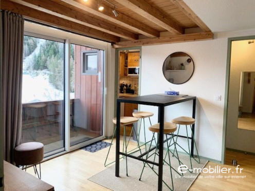 Appartement à  Villarodin-Bourget (73500), 3 pièces