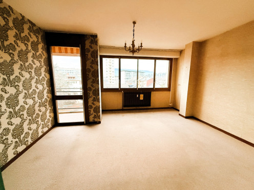 Appartement à  Chambéry (73000), 2 pièces