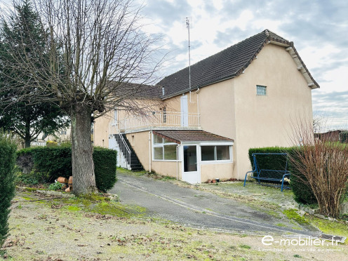 Maison à  Marcigny (71110), 9 pièces