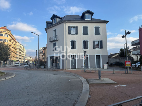 Appartement à  Chambéry (73000), 3 pièces