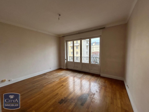 Appartement à  Chambéry (73000), 2 pièces