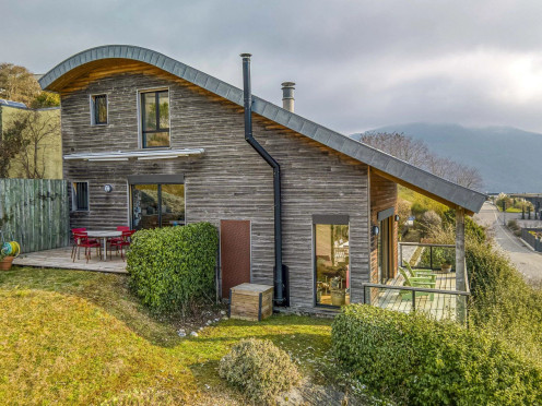 Maison à  Saint-Alban-Leysse (73230), 6 pièces