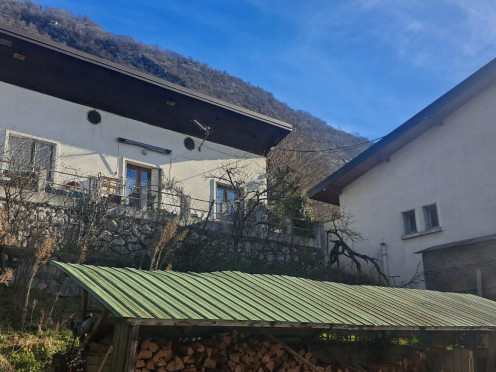 Maison à  Challes-les-Eaux (73190), 5 pièces