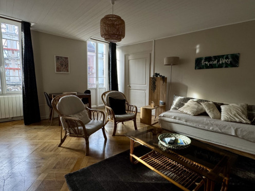 Appartement à  Aix-les-Bains (73100), 2 pièces